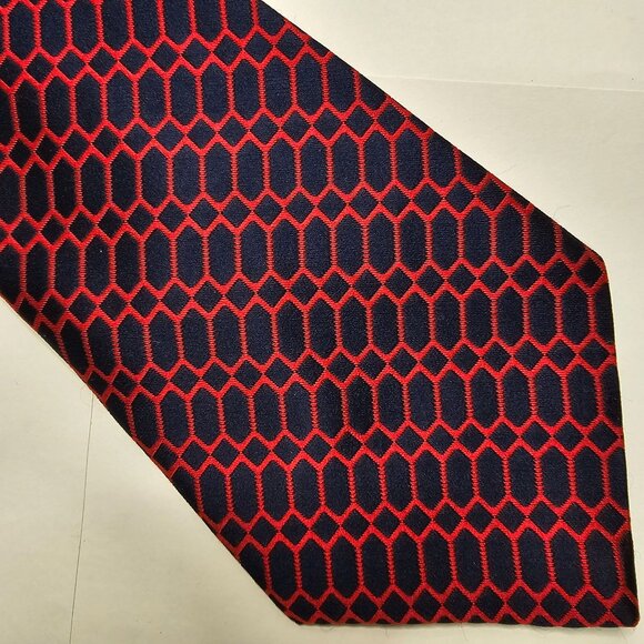 Neck Tie Men Red & Navy Geometric Pattern Pre Made Ready to Wear - Picture 3 of 8